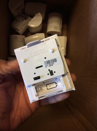 Lot Of 15 Interlogix Indoor Wireless Pet Immune PIR Detector AS IS - TX-E721 - Image 3